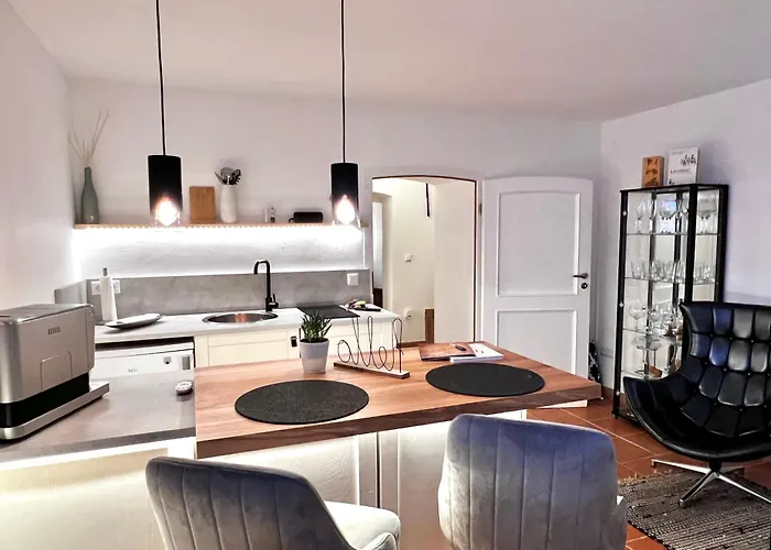 Elysium Am Rosengarten باد إلستر